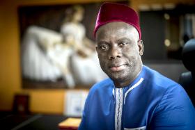 „Gdy wygram, to z moją pierwszą wizytą oficjalną udam się do Polski. Będę otwierać Polsce drzwi do Afryki”.