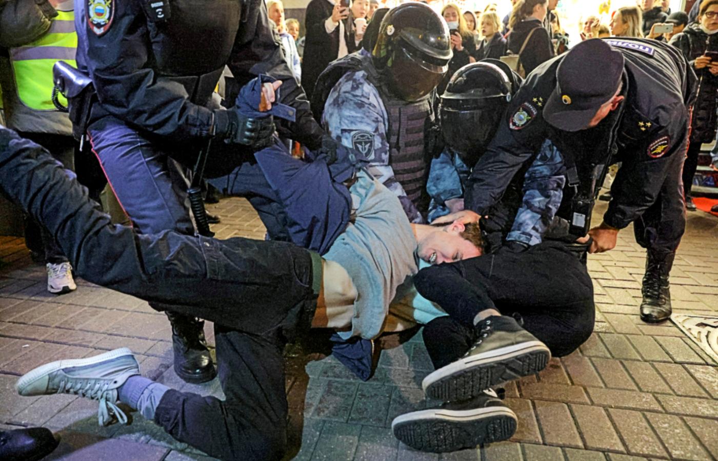 Protesty w Rosji po zapowiedzianej przez Władimira Putina częściowej mobilizacji. Moskwa, 21 września 2022 r.