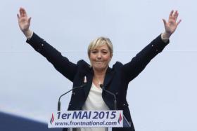 Marine Le Pen, szefowa francuskiego Frontu Narodowego, może wkrótce zostać prezydentem Francji.
