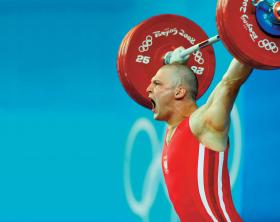 Drugi – w Pekinie – przyjemnie zaskoczył, bo pojechał tam trochę z marszu, po długim leczeniu kolejnej z ciężkich kontuzji.