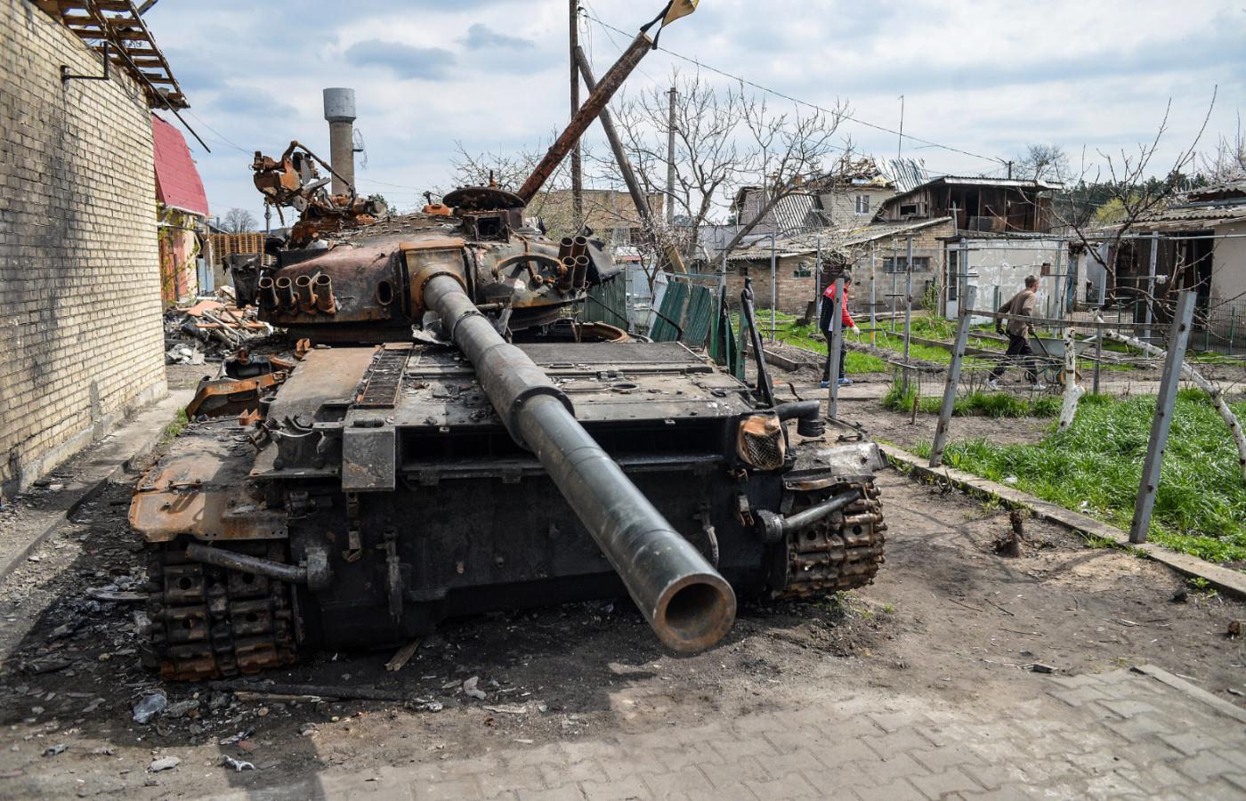 Zniszczony rosyjski czołg. Zdjęcie z 25 kwietnia 2022 r.
