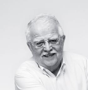 Piotr Adamczewski (1942-2016)