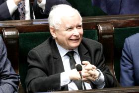Prezesów okręgowych struktur PiS będzie wskazywał Kaczyński, ale nie zapobiegnie to wojnom i wojenkom.