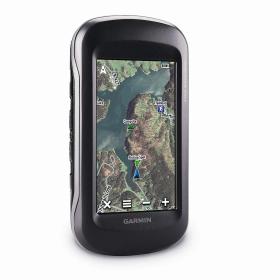 Nawigacja GPS Garmin Montana 650. Skorzystamy z niej zarówno na lądzie, jak i na wodzie. Wbudowany kompas oraz barometryczny wysokościomierz. Podwójny system zasilania i aparat cyfrowy z funkcją przypisywania lokalizacji. Mało? Cena: 2299 zł.