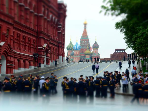 Rosjanie mogą mieć w planach wojny kognitywnej np. wyprowadzenie kraju z NATO. Wystarczy ludziom wmówić, że przynależność do Sojuszu to niepotrzebne zobowiązanie do wysłania naszych żołnierzy do obrony innego kraju.