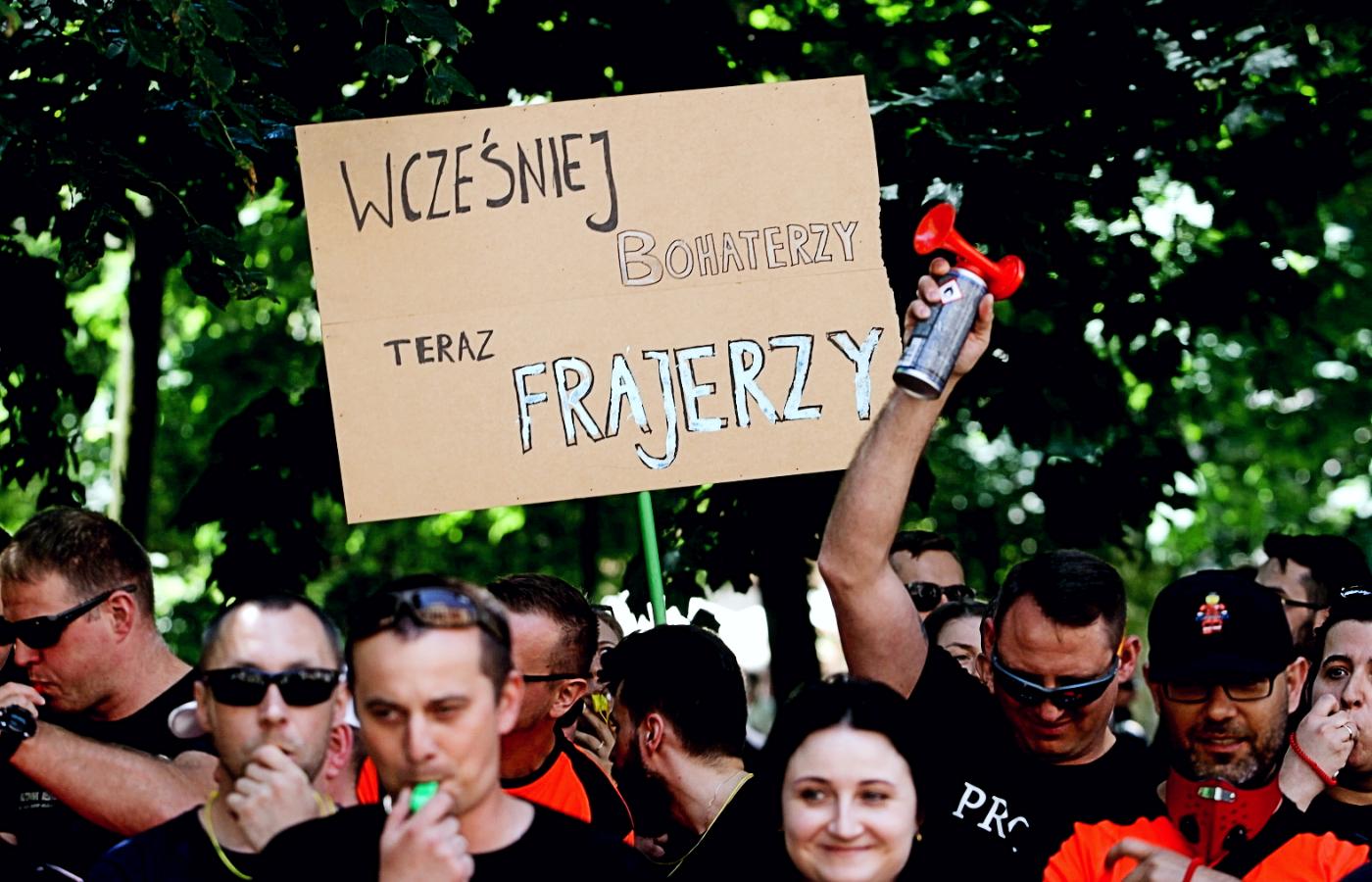 Protest ratowników medycznych w Krakowie
