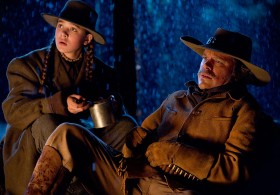 Kadr z filmu „Prawdziwe męstwo”.