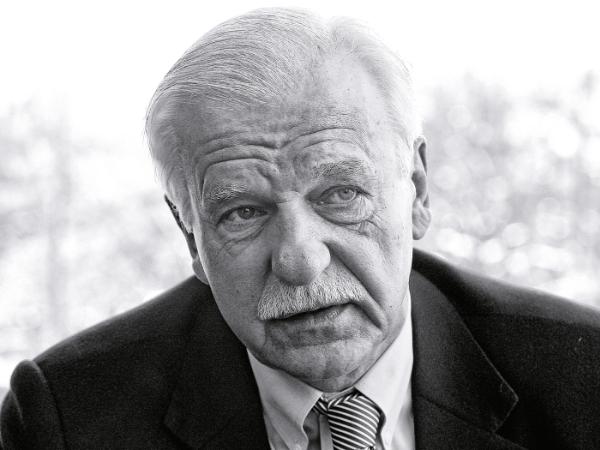 Andrzej Olechowski (1947–2026)