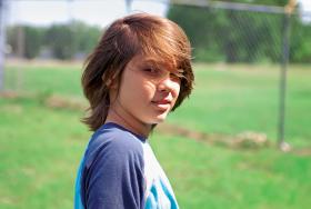 Co ciekawe, Linklater uważa, że wieloletnia praca nad filmem nie wpłynęła na Ellara.