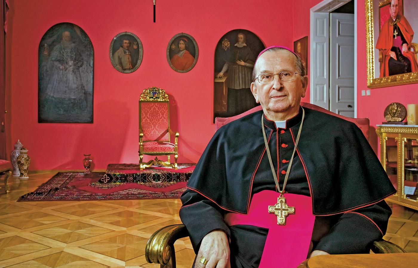 Prymas Polski arcybiskup Henryk Muszyński w Pałacu Arcybiskupim w Gnieźnie.