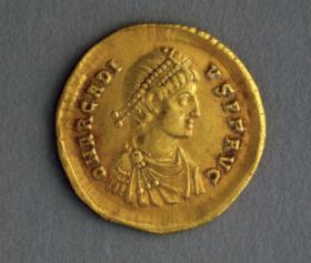 Złoty solid z wizerunkiem Justyniana.