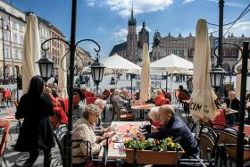 Kraków, tu obowiązuje wzór: betonowa pustynia.