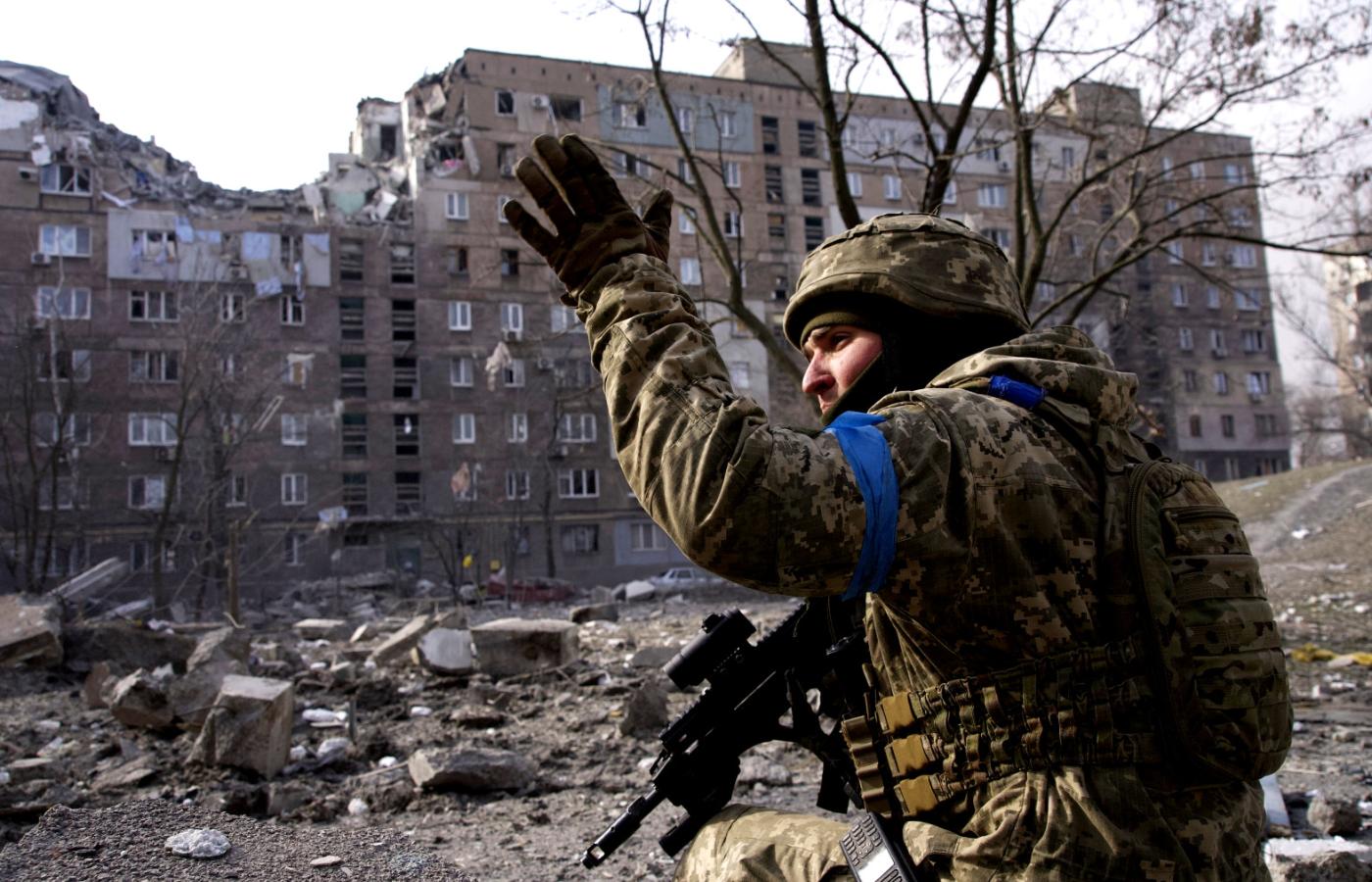 Ukraiński żołnierz w Mariupolu, 12 marca 2022 r.