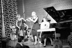 Zespół muzyczny w warszawskim Grand Hotelu, 1958 r.