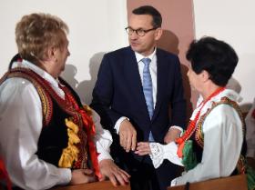 Mateusz Morawiecki nie mógł nachwalić się pań.