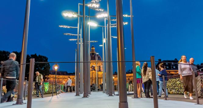 Szwajcarska firma SUSI Partners AG rozpoczęła współpracę z polską firmą Luneos, współfinansując niektóre jej projekty poprawiające efektywność energetyczną w Polsce.