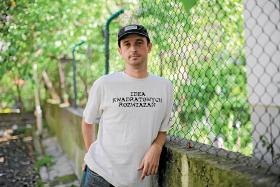 Tomasz Obara, który nadal uważa się za charyzmatycznego przywódcę Wolnych Konopi, zapowiada, że rozpoczął już tworzenie wielkiej partii, niezależnej od RP.