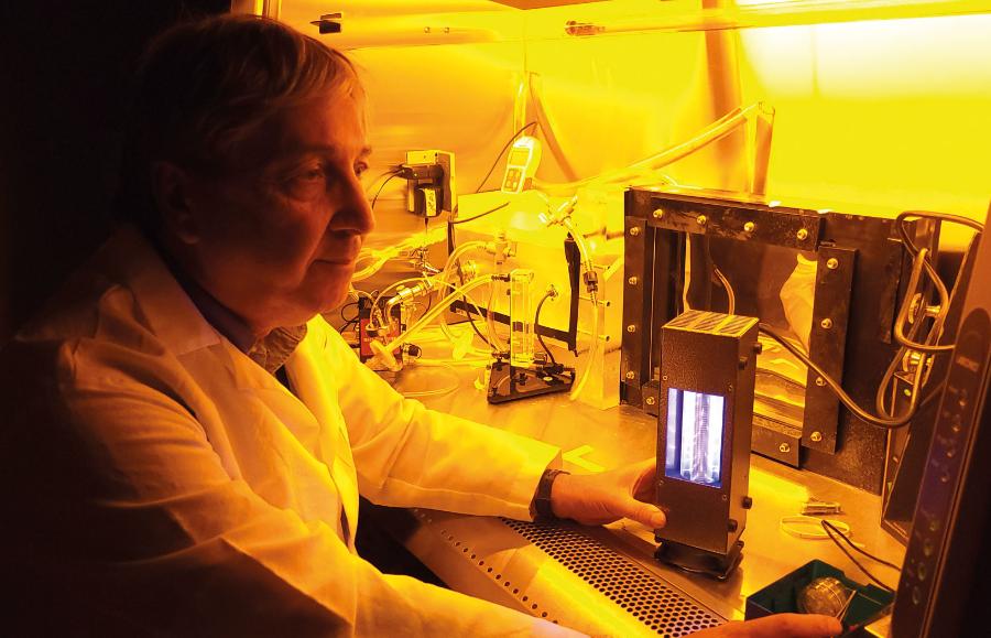David Brenner bada efektywność ultrafioletu o długości fali 222 nm.