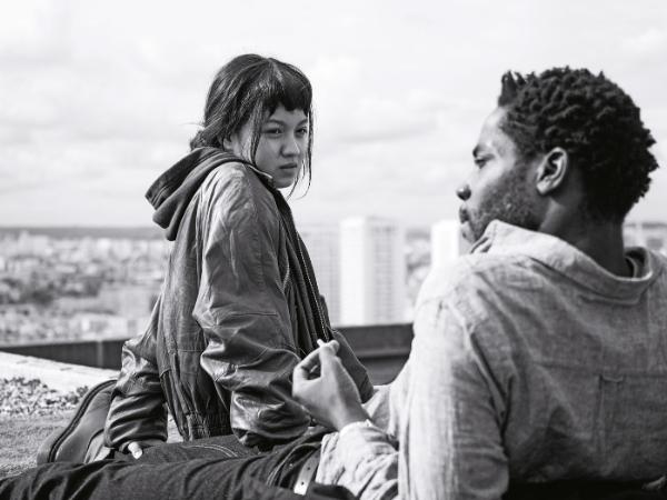 Lucie Zhang i Makita Samba jako filmowi Emilie i Camille.