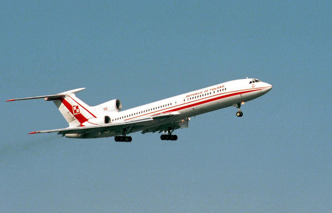 Warszawa - Okęcie. Jedyny polski Tu-154M o numerze 102.