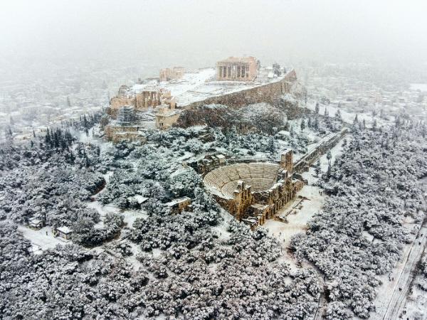 Burza śnieżna Elpida, przeszła przez Ateny.