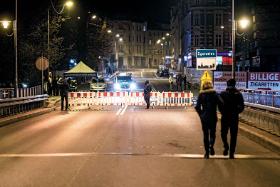 Zamknięty most na Nysie.