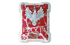 Przedwojenny szyld pocztowy.