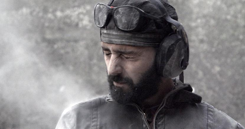 Wojtek Pustoła, „CUT”; stopklatki z filmu „White Cube”; reż. Wojtek Pustoła, copyright Marta Golba Endorfina Studio