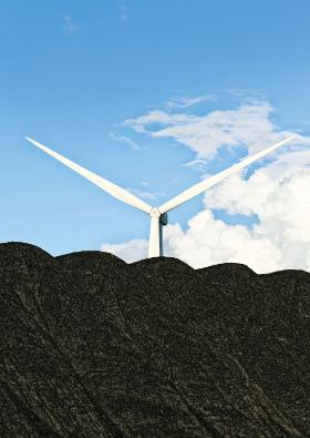 Powolne likwidowanie kopalń tak, by wszyscy górnicy mogli jak najdłużej fedrować, oznacza, że węgla wciąż będzie za dużo.