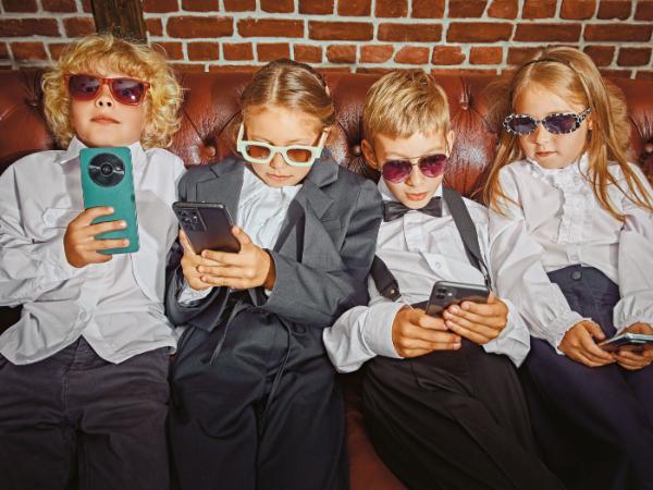 Ruch na rzecz szkół bez telefonów jest obecnie najszybciej wprowadzaną ogólnoświatową reformą.