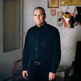 Jan Szczepański (72 l.) - złoto w Monachium (1972). Buntownik w ringu – w życiu ceni sobie spokój rencisty. Zagrał pamiętną rolę ( obok Kuleja) w „Przepraszam, czy tu biją” Marka Piwowskiego. Mieszka w Warszawie.