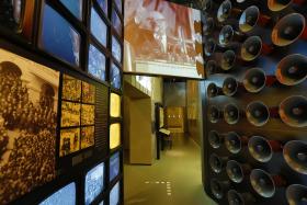 Muzeum w niczym nie przypomina tradycyjnego obiektu: jest przede wszystkim narracyjne. Składa się z opowieści, nie eksponatów.