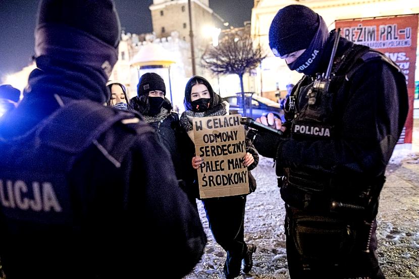 Protest w Lublinie 20 stycznia przeciwko nowym zasadom przyjmowania mandatów