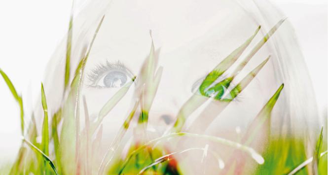 Zabawy wymyślane przez dzieci na terenach zielonych są bardziej twórcze niż te wymyślane na terenach miejskich.