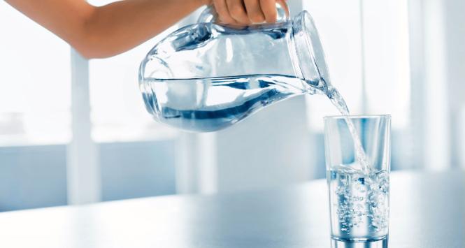 Mitem jest, że kranówka jest pozbawiona minerałów.