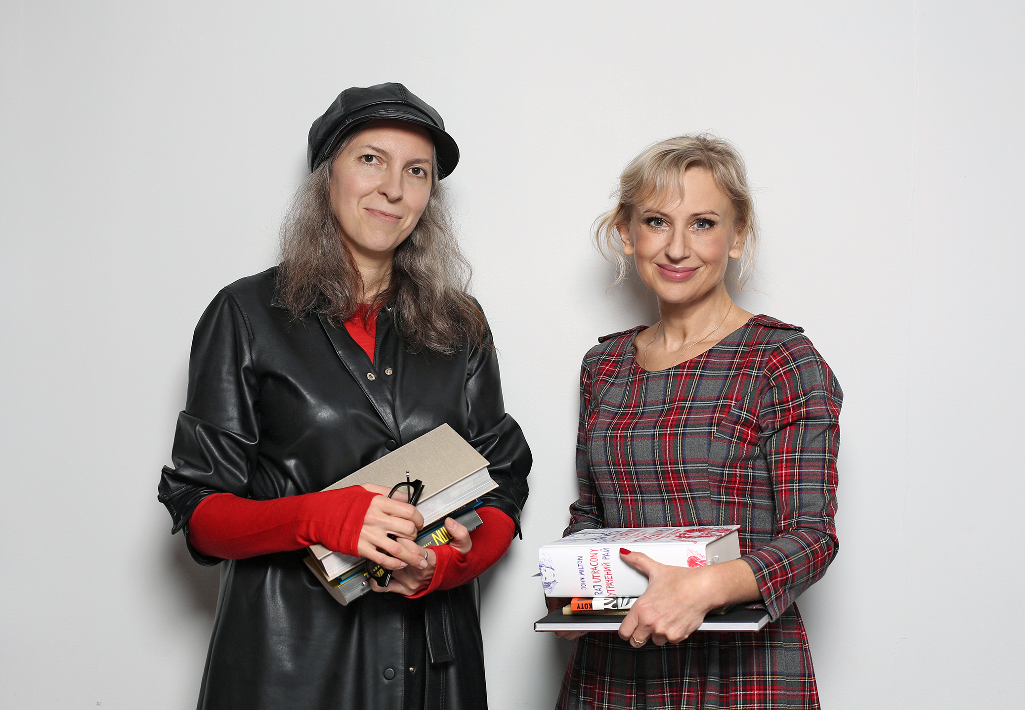 Kocham to robić. Pola Dwurnik o czytaniu na głos, książkach, poezji i malarstwie | Polityka o książkach. Odc. 17