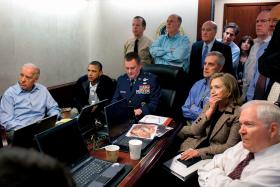 Centrum dowodzenia w Białym Domu, skąd prezydent Obama i jego ludzie obserwowali akcję komandosów.