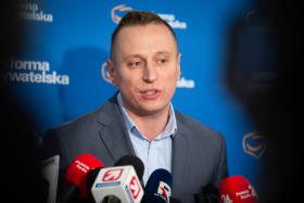 Krzysztof Brejza swoją poselską dociekliwością napsuł krwi rządzącemu PiS.