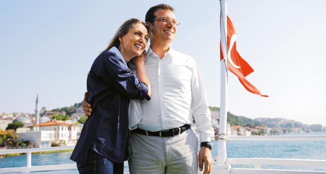 Ekrem İmamoğlu z żoną Dilek