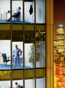 Według amerykańskich badań, pracoholizm jest czwartą z najważniejszych przyczyn rozwodów.