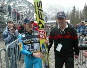 Interesy skoczka nadal reprezentuje Edi Federer.