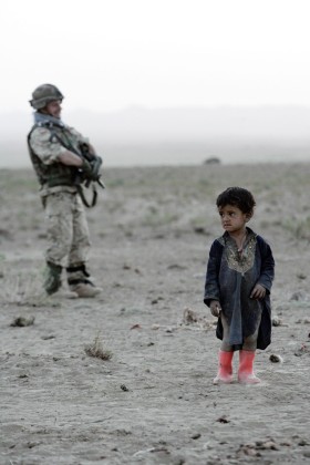 Wojna – nawet jeśli ma szlachetne przesłanki – jest brudna i krwawa; nie można jej prowadzić czysto, łagodnie, transparentnie i bez krwi.