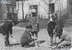 Obchody Święta Sadzenia Drzewek w Warszawie, 1928 r.