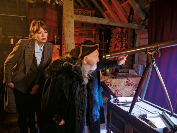 „Świat oczami Cunk”, scen. i reż. Christian Watt