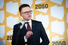 Struktury, które mają dać Hołowni zwycięstwo w następnych wyborach, rosną w Sejmie i podczas akcji społecznych.