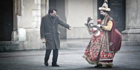 „Próbuję reżyserować najlepiej, jak potrafię, ale prowadzi mnie mój wewnętrzny głos”.