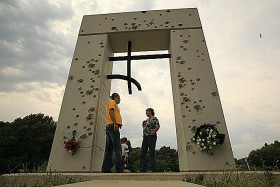 i pomnik ofiar kurtyny.