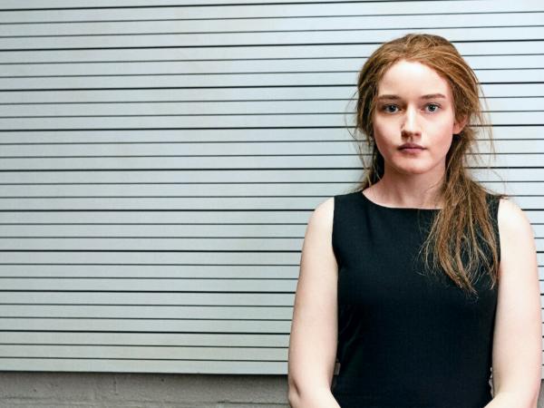 Kadr z serialu „Kim jest Anna?”