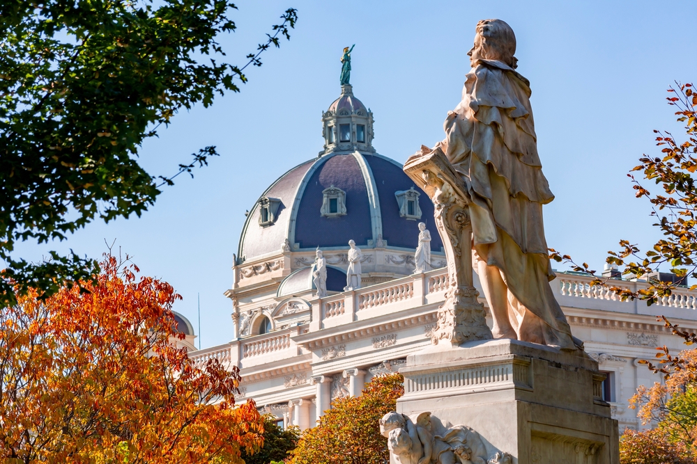 Czy warto jesienią jechać do Wiednia? Po trzykroć tak! Kuszą muzea i zupa dyniowa
