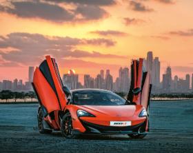 McLaren, luksus klasy światowej, za ponad milion złotych.